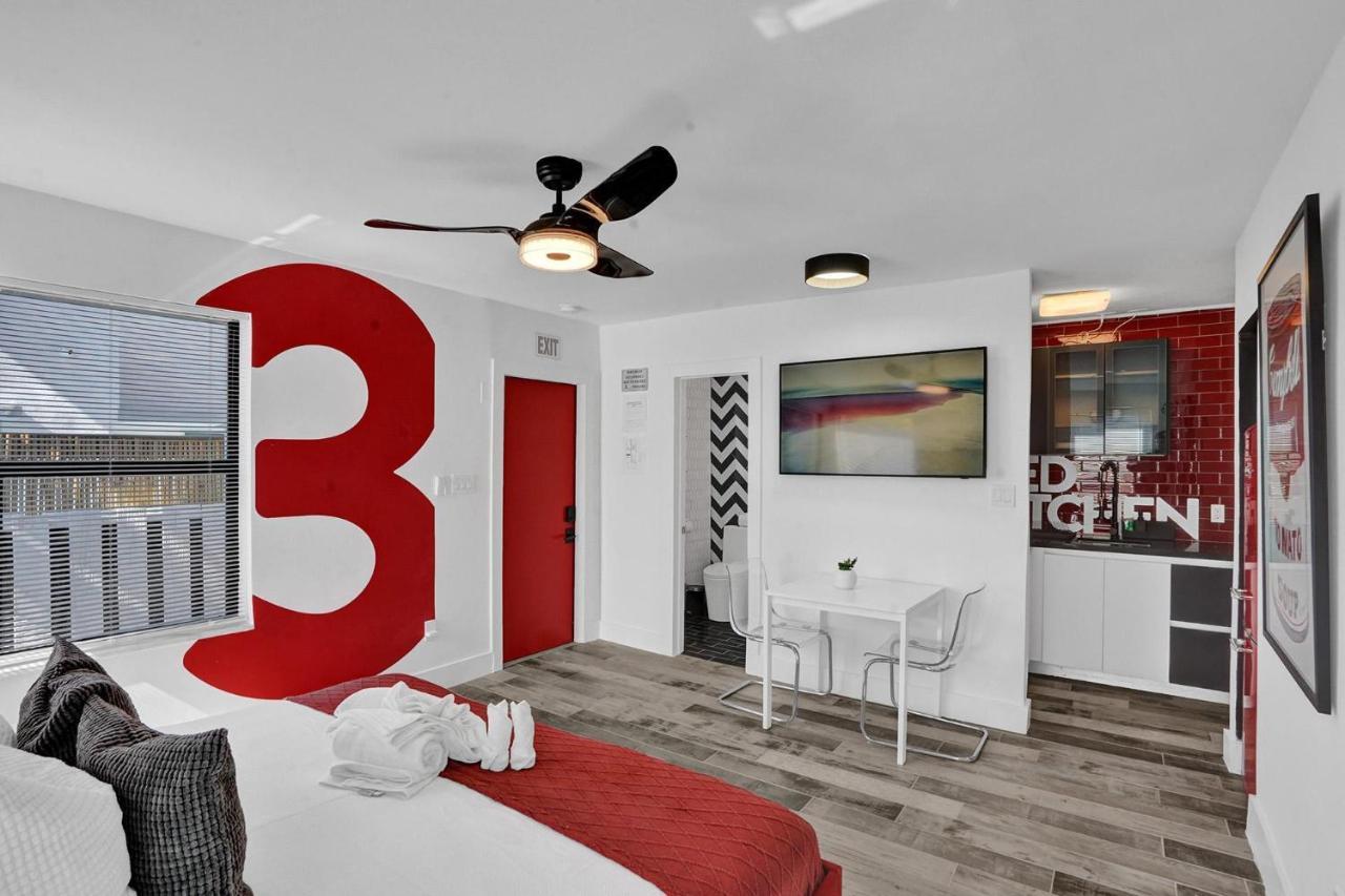Hollywood Apartments Host By Beenomad Екстериор снимка